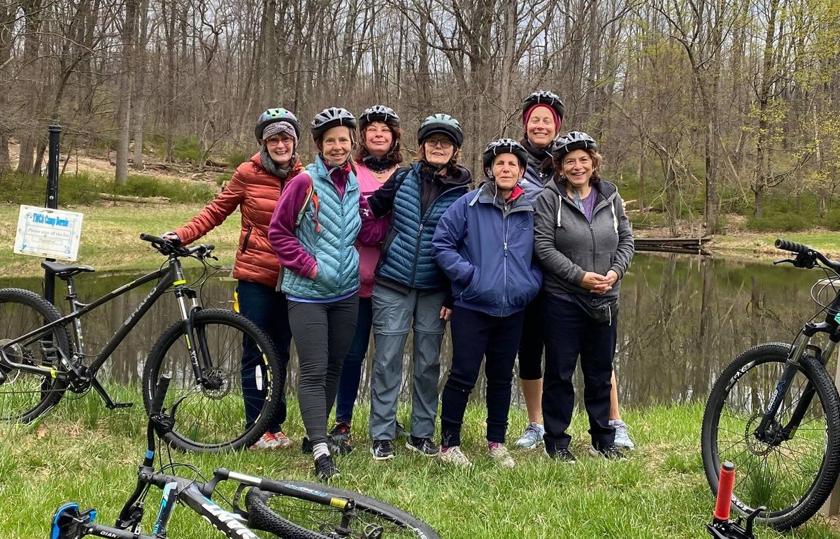 Women S Wellness Weekend 2024 Camp Bernie YMCA   Ladies Bikes NearPond01 